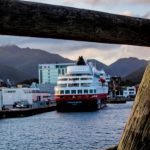 Hurtigruta i Svolvær (bilde)